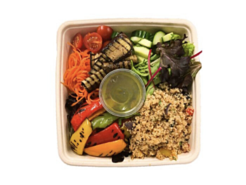 Vegan Bento Box - Quinoa with Roasted Peppers Salad 