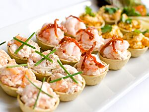 A selection of 6 Cocktail Tartlettes