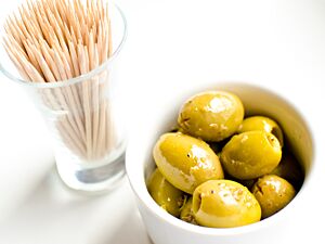 Campagnola Marinated Green Olives